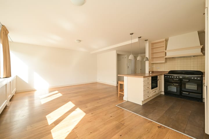 Appartement te huur: Nieuwstraat 6E, 'S-Gravenhage