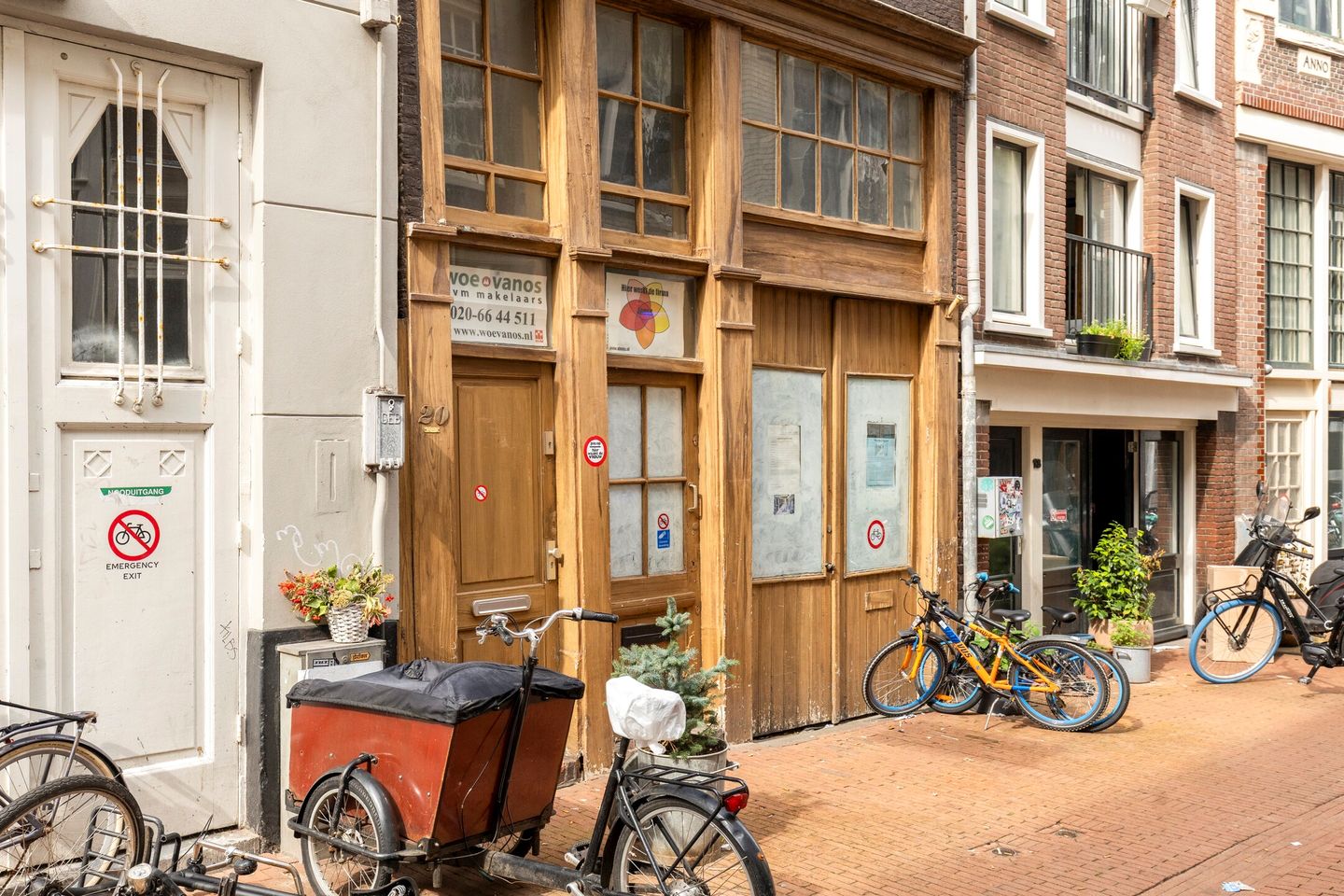 View photo 3 of Voetboogstraat 20-1
