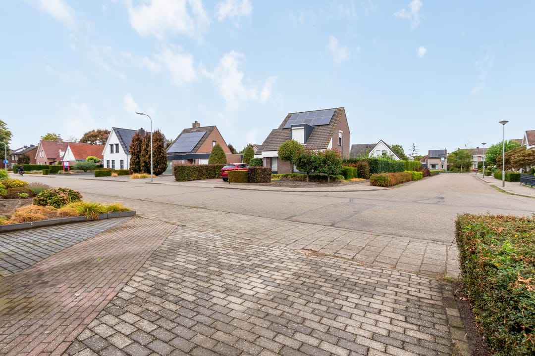 Photo 32 of Tienderweg 48