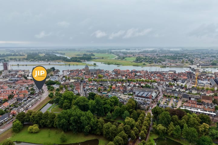 Tussenwoning te koop: Oranjesingel 27, Kampen