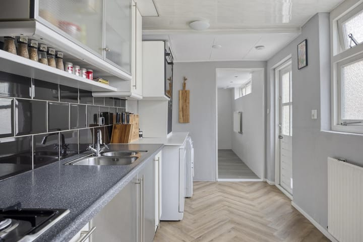 Tussenwoning te koop: Oranjesingel 27, Kampen