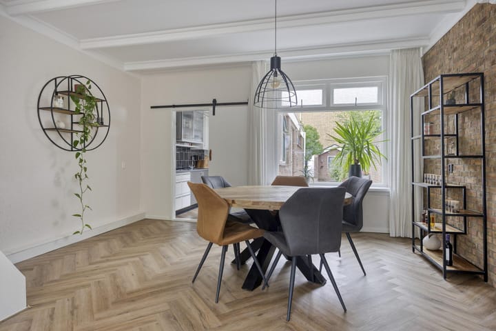 Tussenwoning te koop: Oranjesingel 27, Kampen