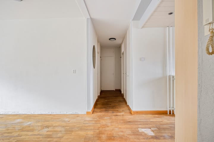 Appartement te koop: Van Beethovenstraat 135, Ridderkerk