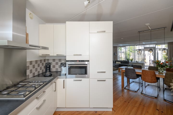 Hoekwoning te koop: Mattenbies 3, Nieuw-Lekkerland