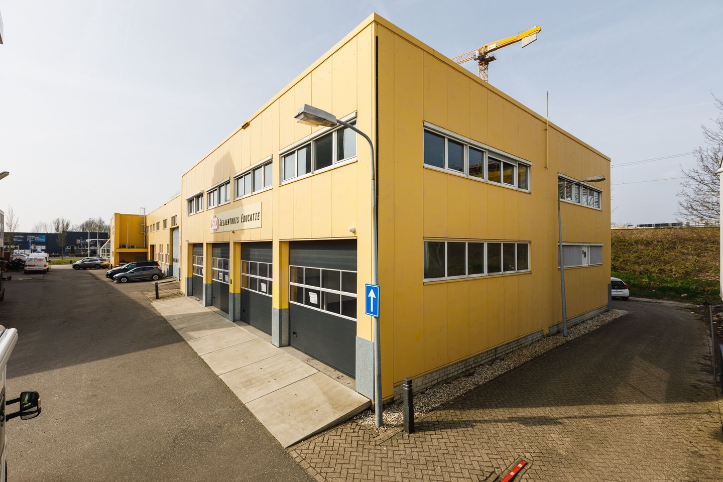 View photo 2 of Nieuwe Gouwe O.Z. 10