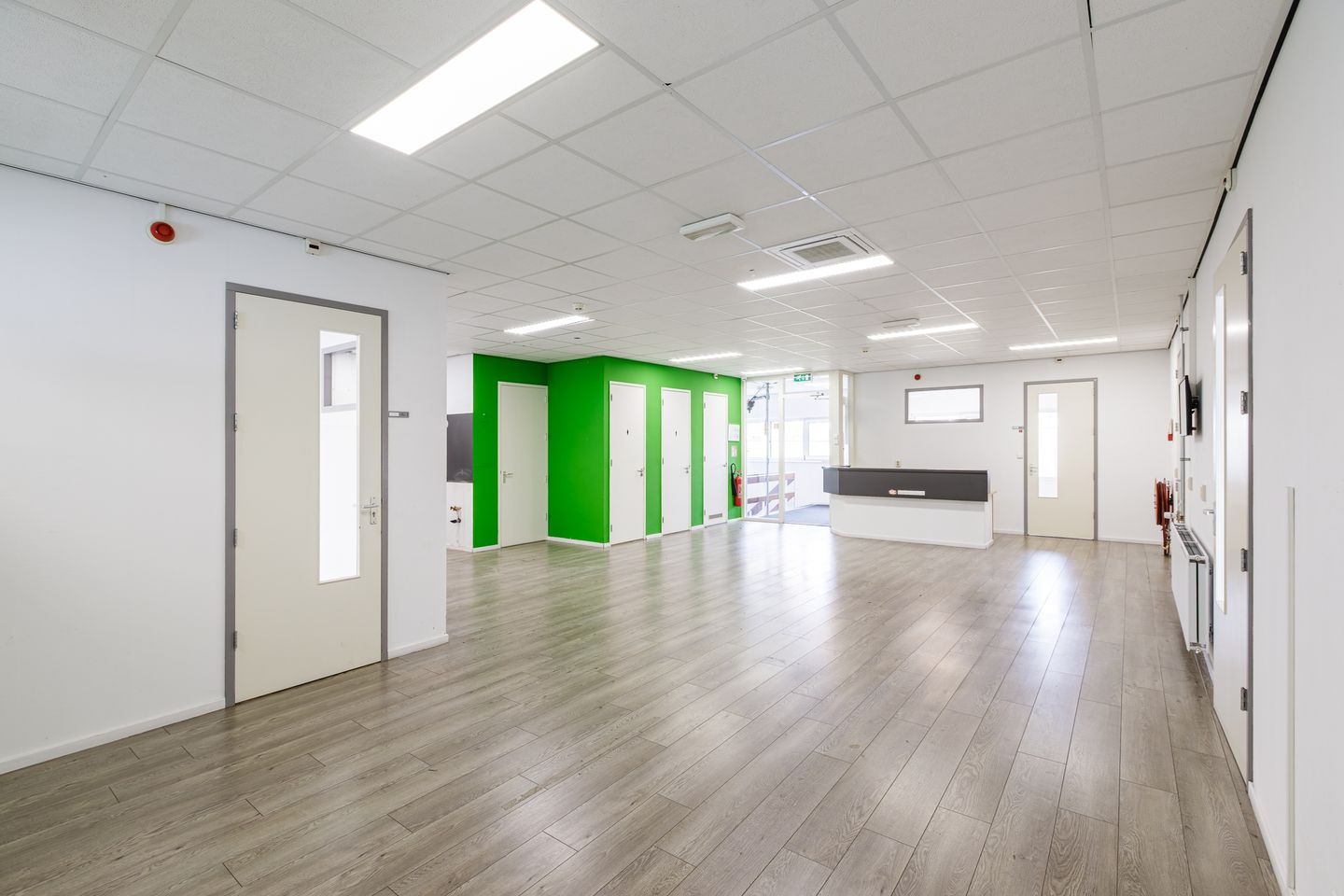 View photo 4 of Nieuwe Gouwe O.Z. 10