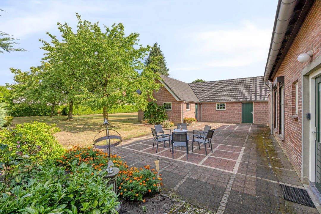 Photo 11 of van Coothstraat 38