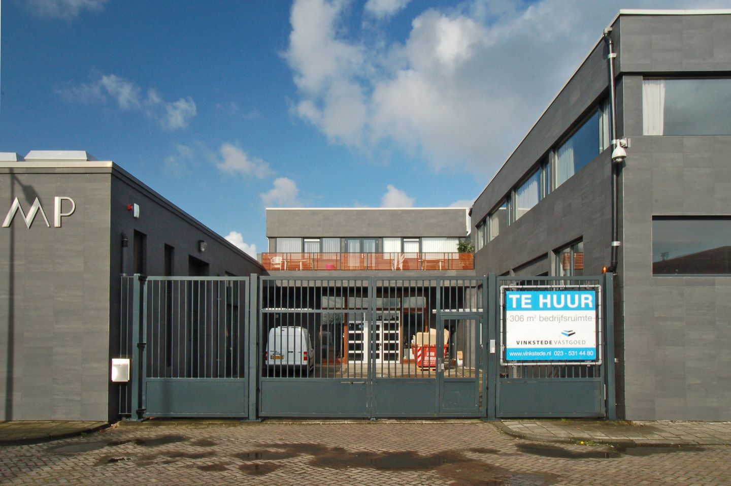 View photo 3 of Elektronstraat 13-D