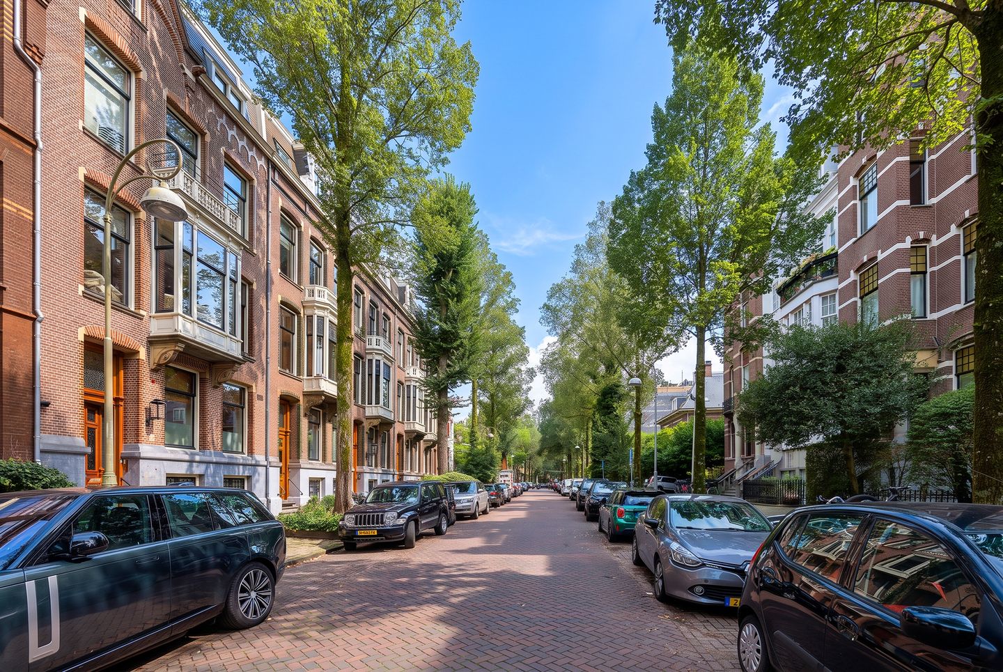 Photo 5 of Van Eeghenstraat 117-B