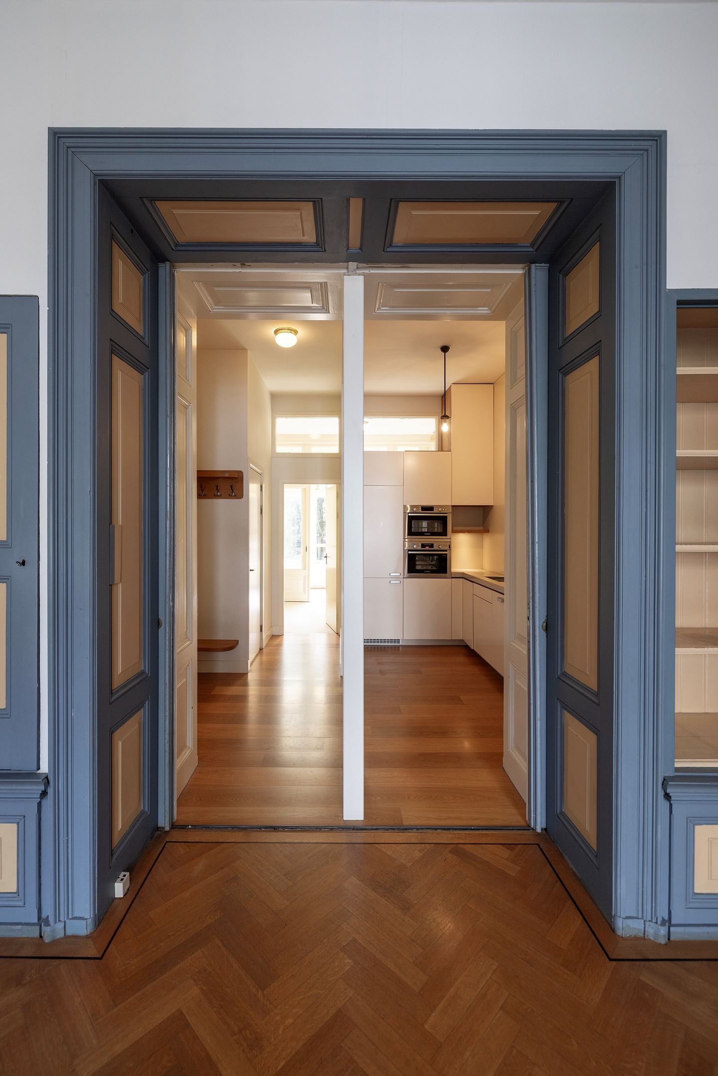 Photo 14 of Van Eeghenstraat 117-B