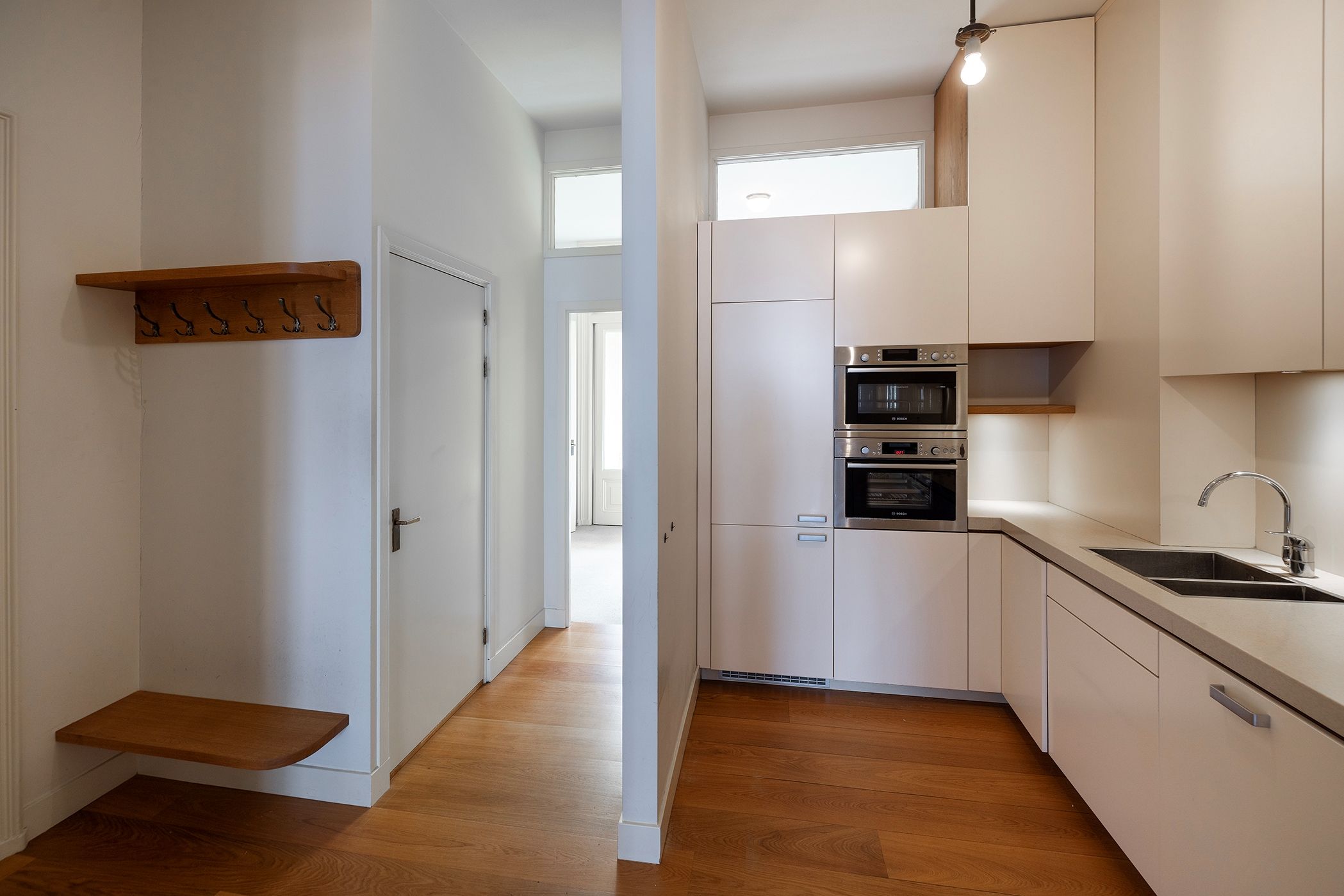 Photo 15 of Van Eeghenstraat 117-B