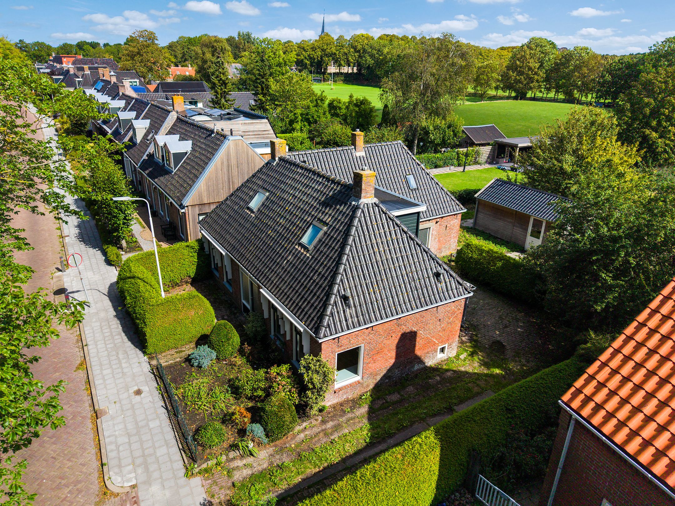 Foto 45 van Martenawei 47