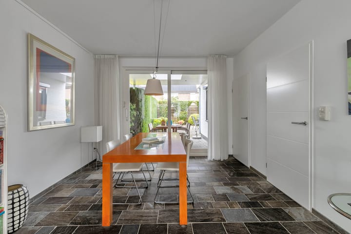 Tussenwoning te koop: Apollohof 78, Maastricht