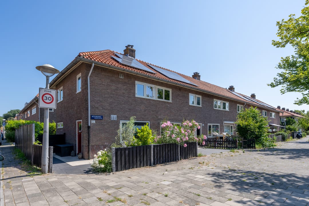 Foto 46 van Meteorenweg 200