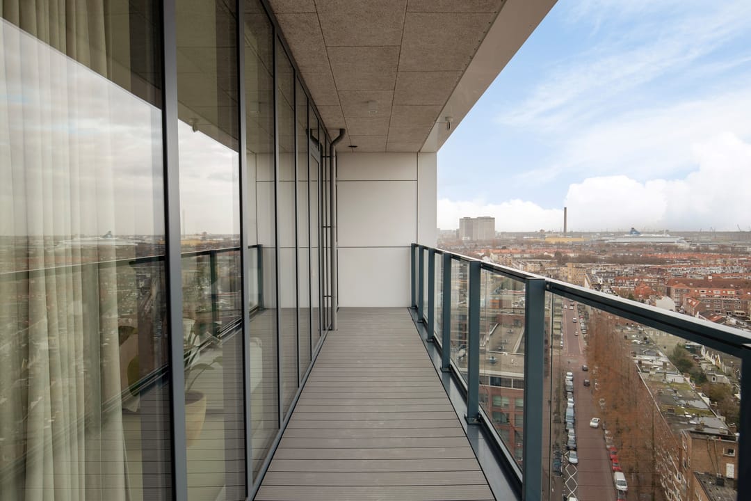 Photo 32 of Stationsplein 6-M9