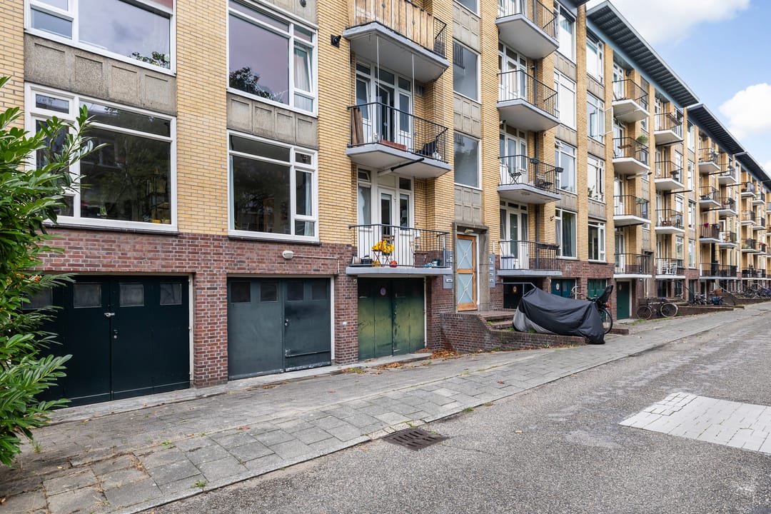 Photo 7 of Tolsteegplantsoen 1-A