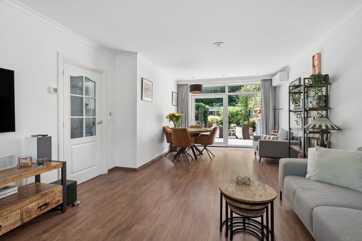 Tussenwoning te koop: Prins Bernhardlaan 69, Ede