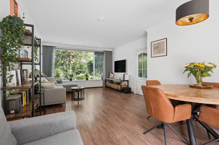 Tussenwoning te koop: Prins Bernhardlaan 69, Ede