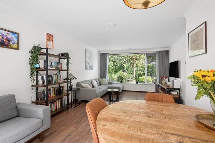Tussenwoning te koop: Prins Bernhardlaan 69, Ede