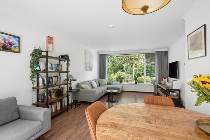 Tussenwoning te koop: Prins Bernhardlaan 69, Ede