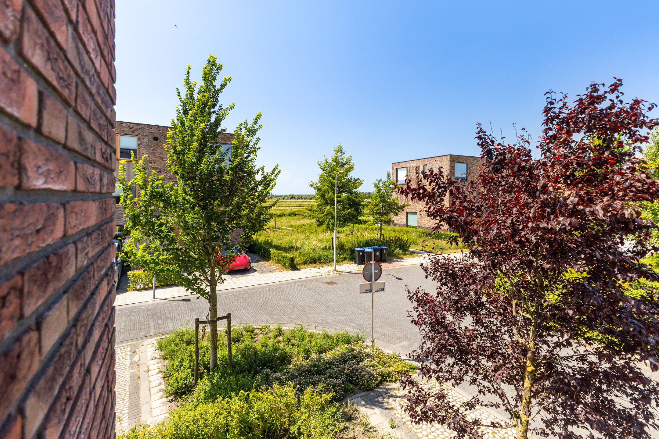 Photo 42 of Buitenstuk 13