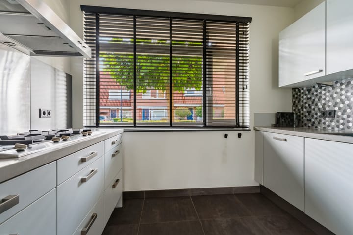 Tussenwoning te koop: Papierschepper 6, Gennep