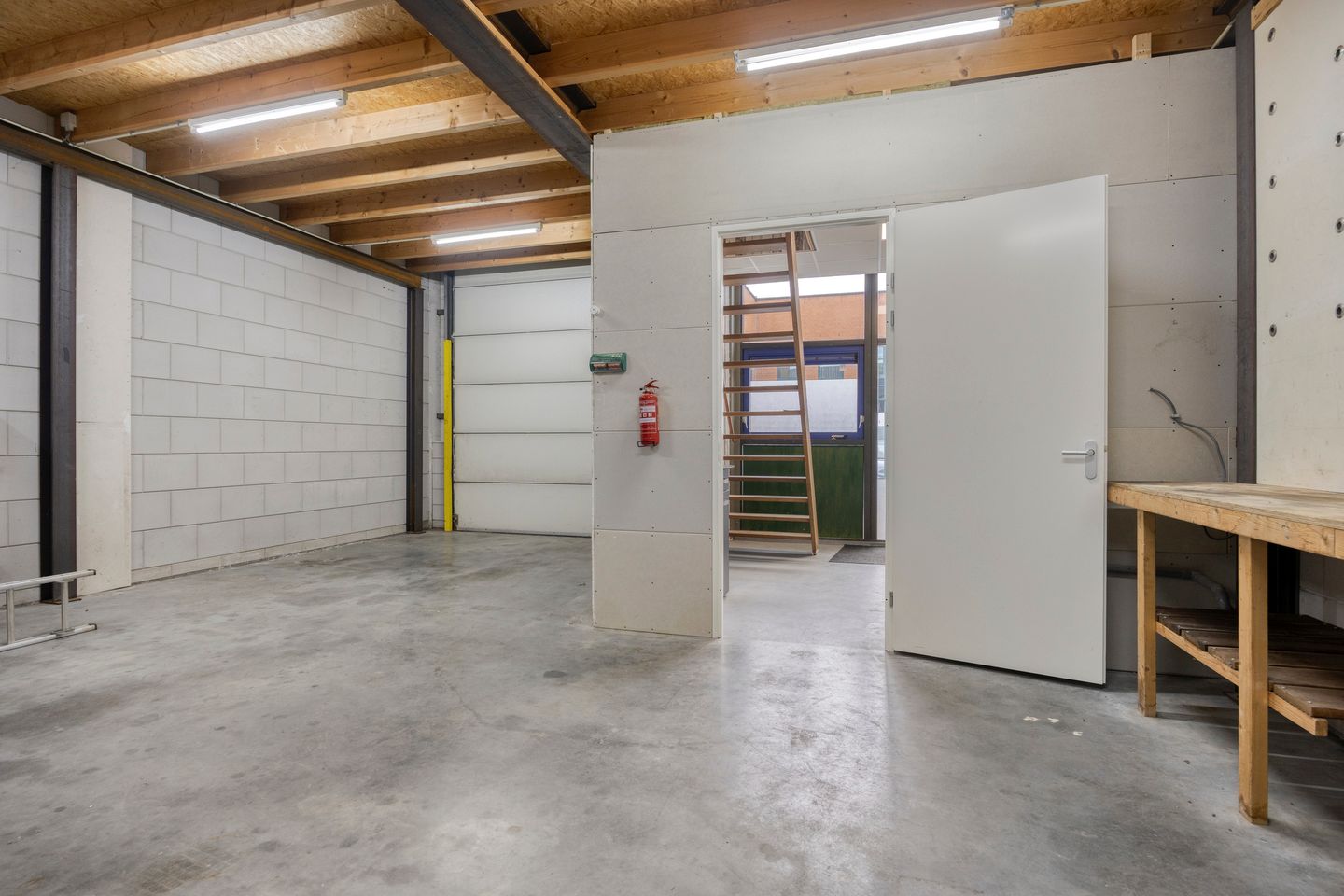 Bekijk foto 3 van Adriaen Banckertstraat 5-A