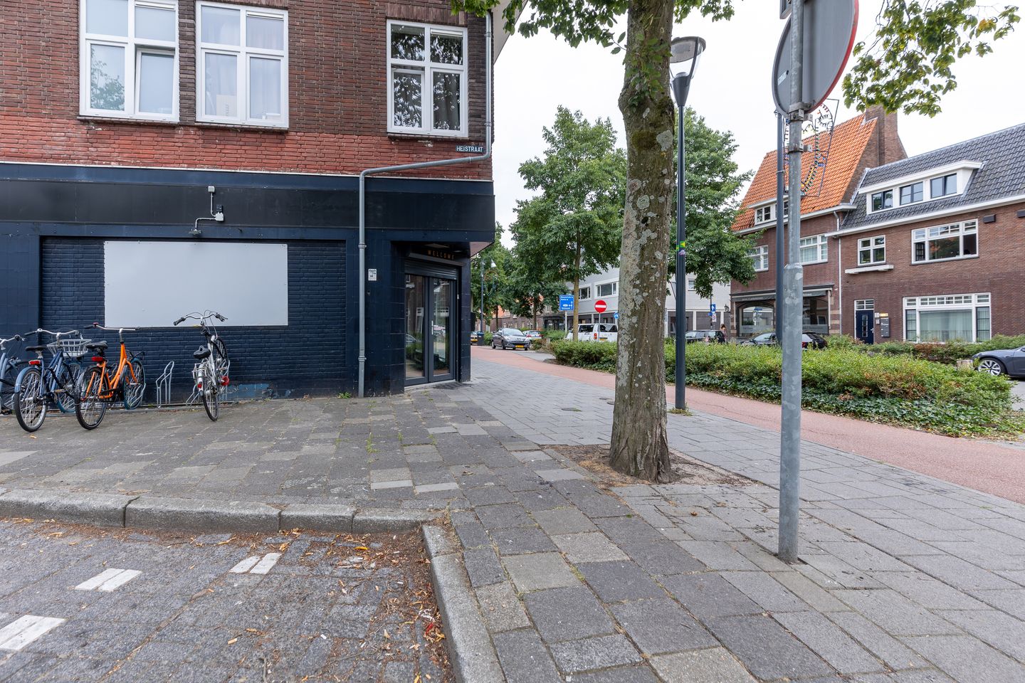 View photo 3 of Leenderweg 109