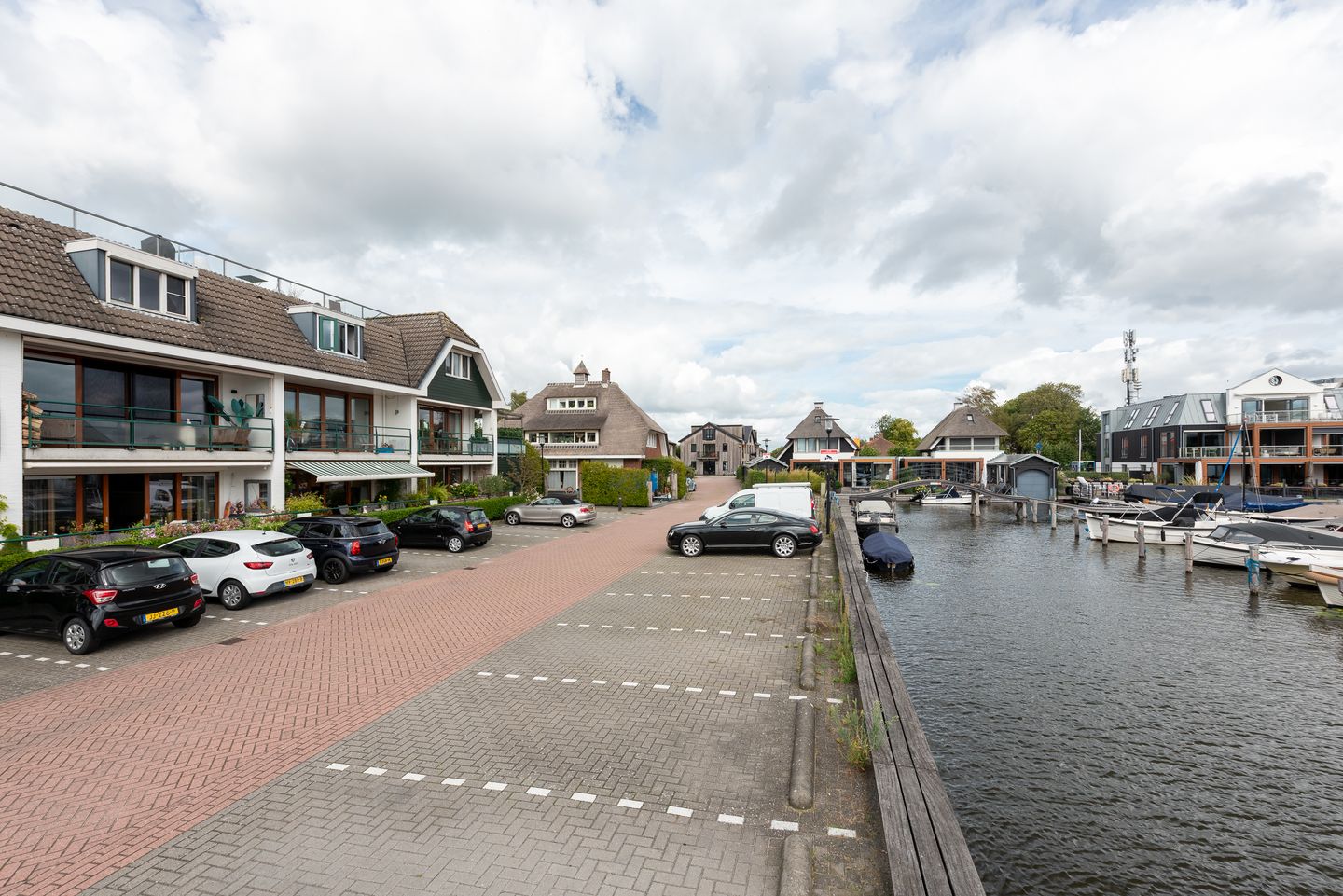 Photo 35 of Oud-Loosdrechtsedijk 207-36
