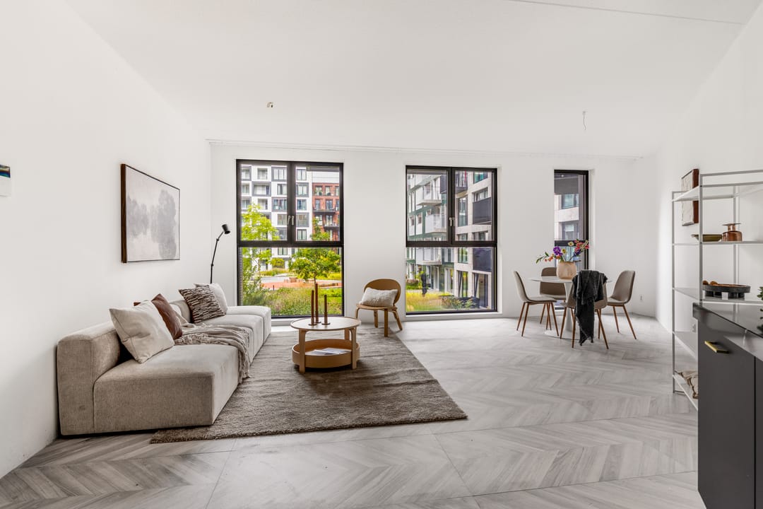 Photo 23 of Mies van der Rohestraat 141
