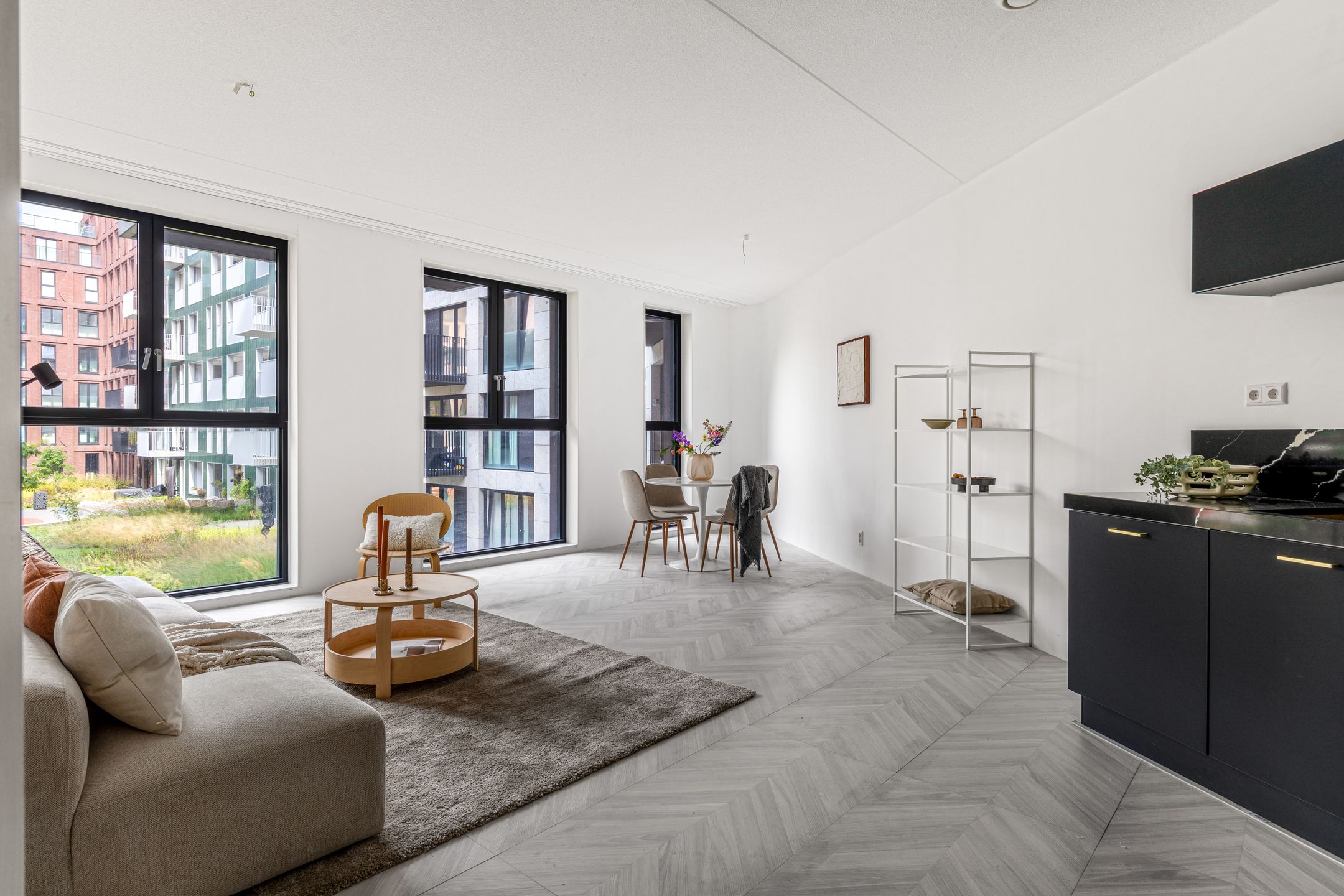 Photo 24 of Mies van der Rohestraat 141