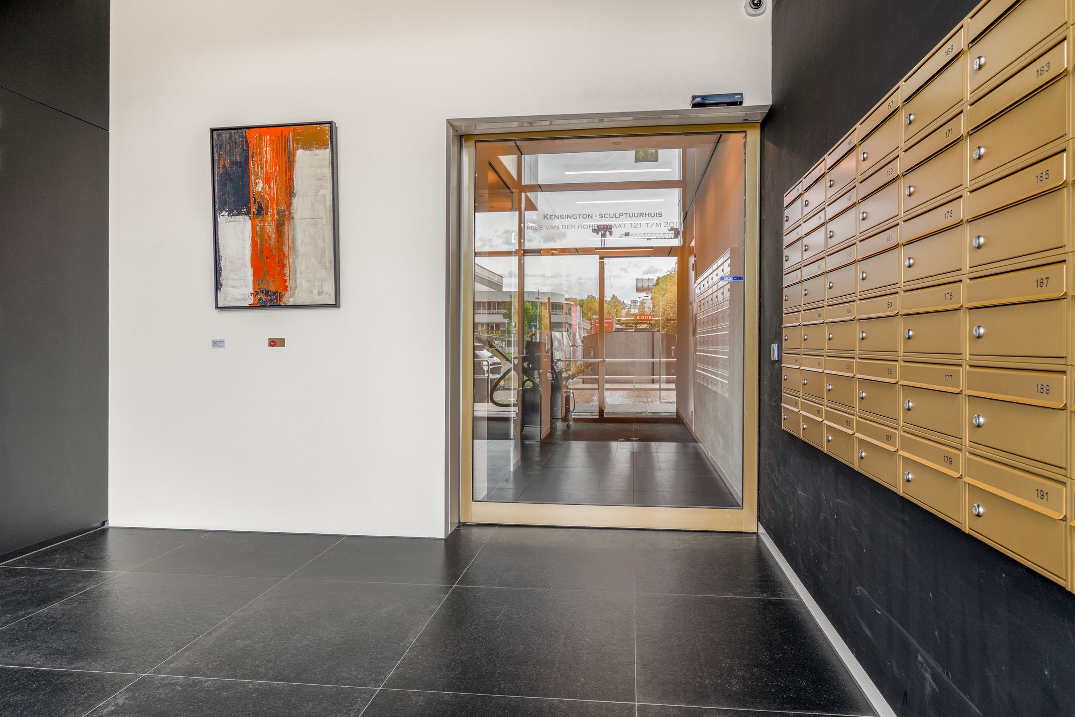 Photo 6 of Mies van der Rohestraat 141