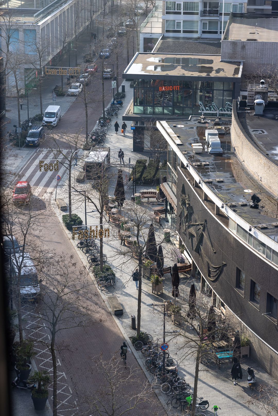 Photo 32 of Kruiskade 2-M