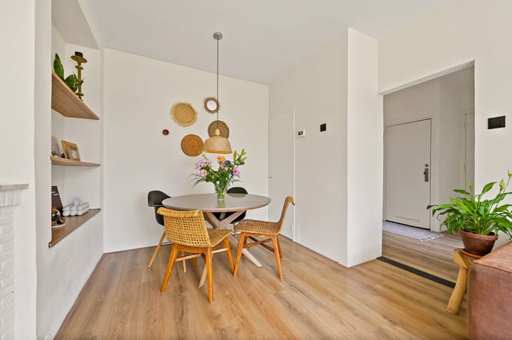 Appartement te koop: Dr H. Colijnlaan 160, Rijswijk (Zh)