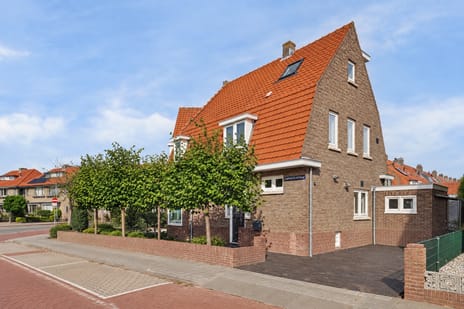 Kamperfoeliestraat thumbnail