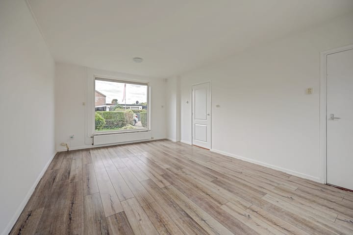 Foto 4 van Julianastraat 11
