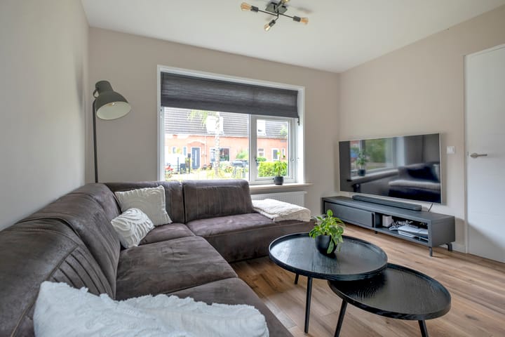 Hoekwoning te koop: Hortensiastraat 9, Assen