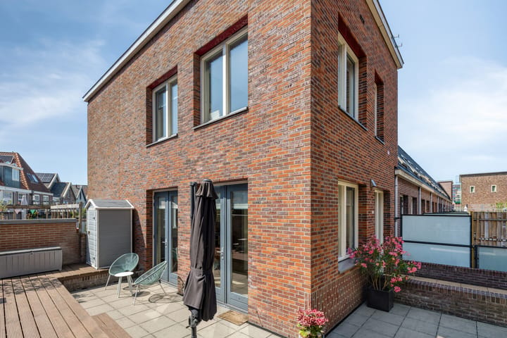 Tussenwoning te koop: Geestersingel 70, Alkmaar