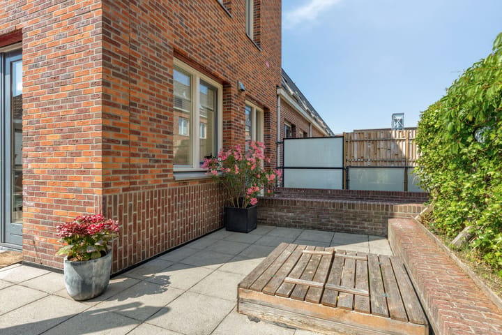 Tussenwoning te koop: Geestersingel 70, Alkmaar