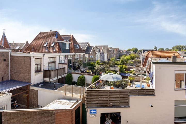 Tussenwoning te koop: Geestersingel 70, Alkmaar