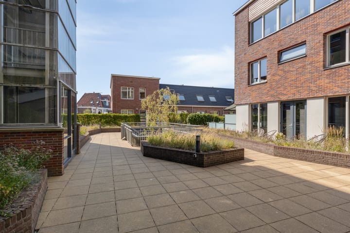 Tussenwoning te koop: Geestersingel 70, Alkmaar