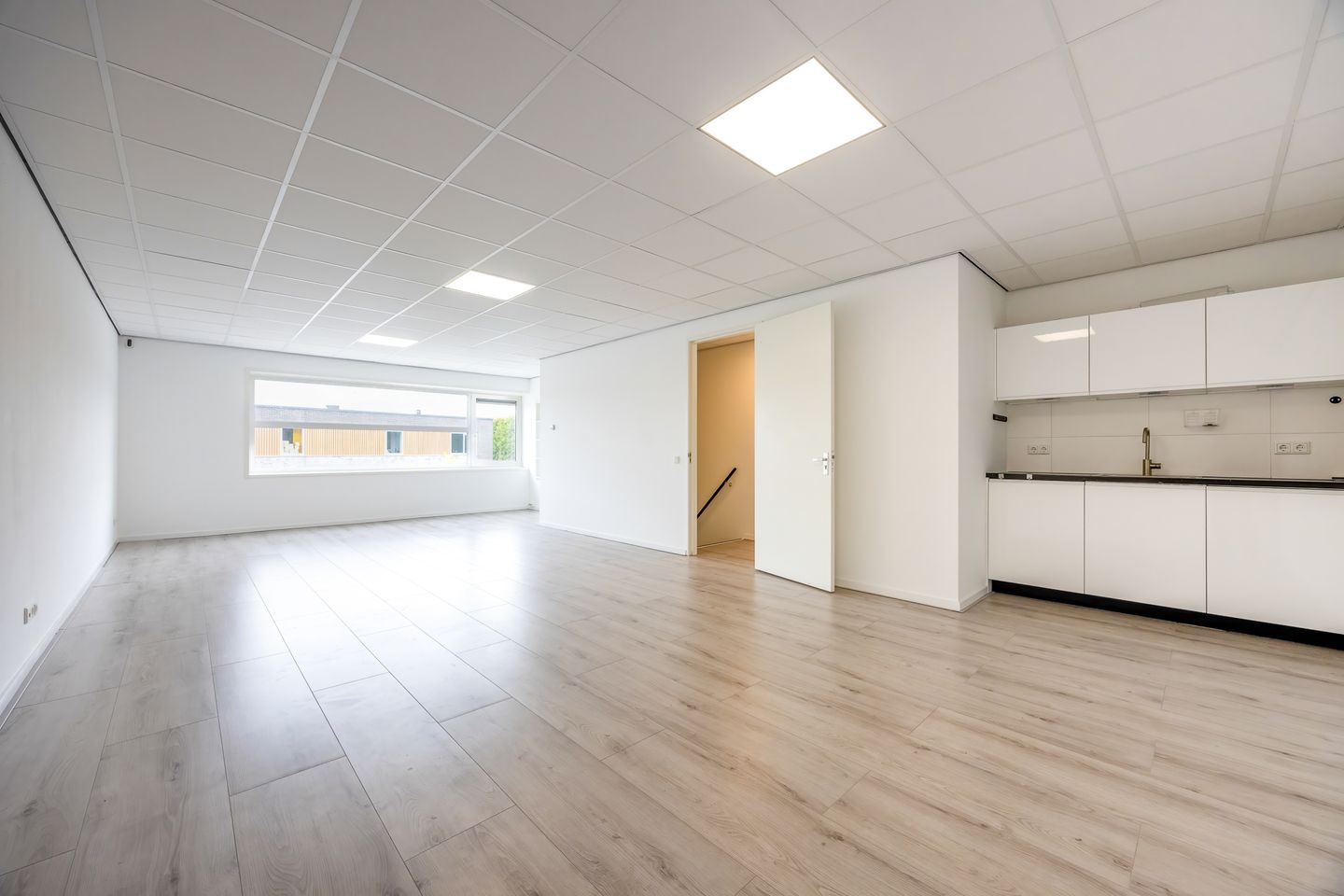 Bekijk foto 2 van Binnendelta 18-j