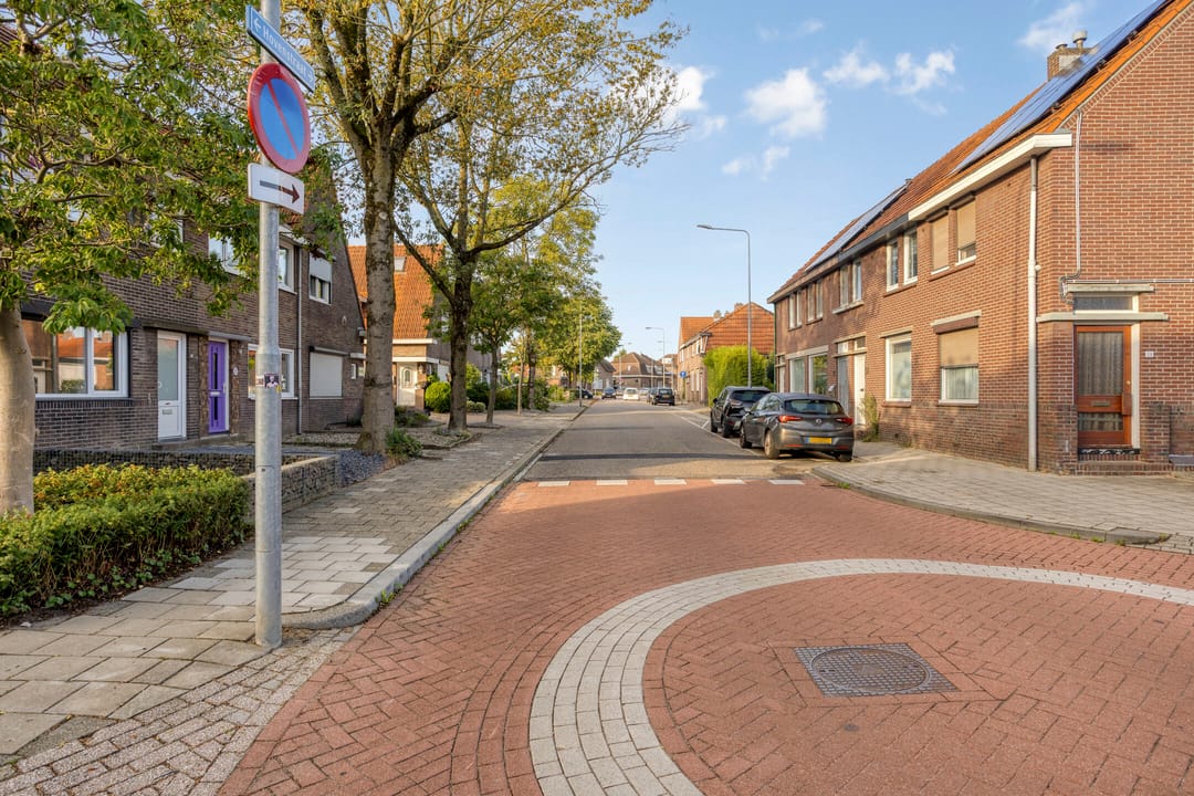 Foto 41 van Hovenstraat 16