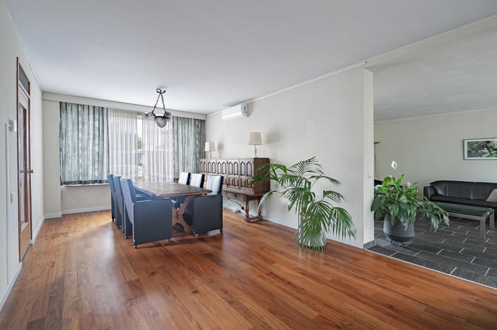 Foto 2 van Urnenveldstraat 2