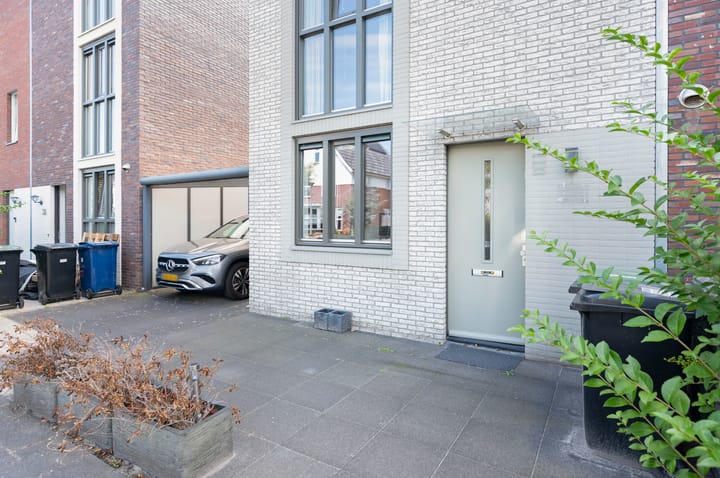 Photo 4 of Hebatstraat 24
