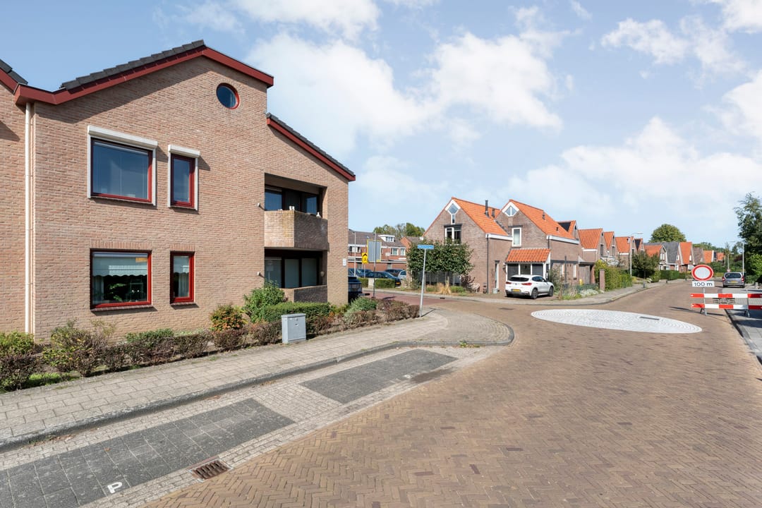 Photo 38 of Wilhelminastraat 39-C
