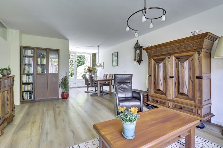 Hoekwoning te koop: Leeuwerikweide 2, Houten