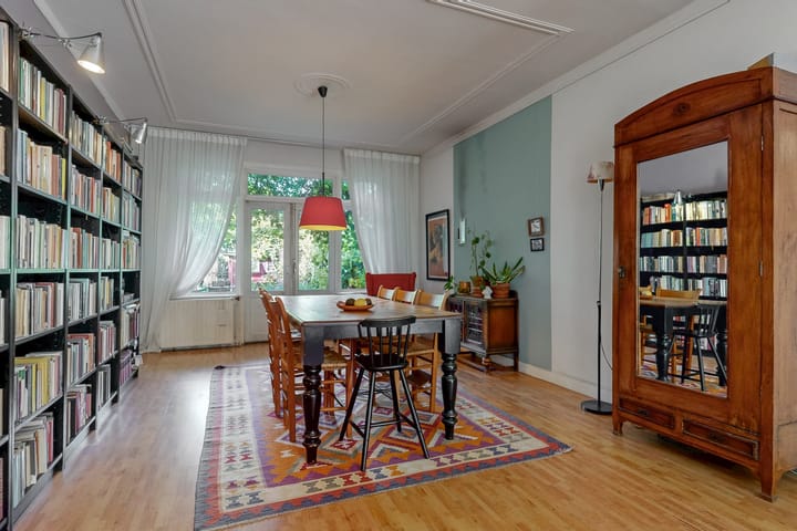 Tussenwoning te koop: Loolaan 102, Voorburg