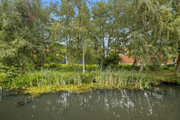Tussenwoning te koop: Straat van Corsica 75, Amersfoort