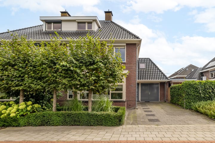 Twee-onder-één-kap te koop: Priorstraat 13, Ijsselmuiden
